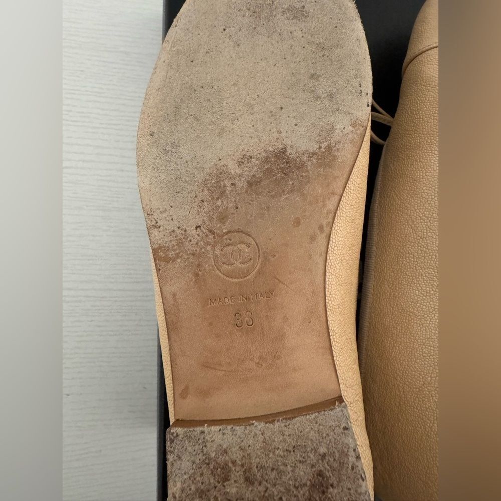 Chanel Pebbled Leather Tan Beige CC Classic Ballet Flats EU 36 US 6 Authentic - Picture 10 of 11